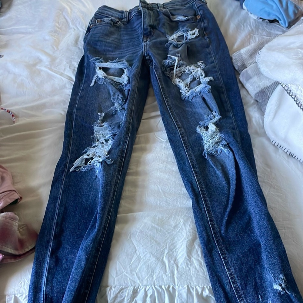 Aeropostale Ripped Jeans 00